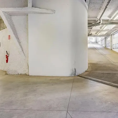 Gio - Free Garage - Fortezza Da Basso *